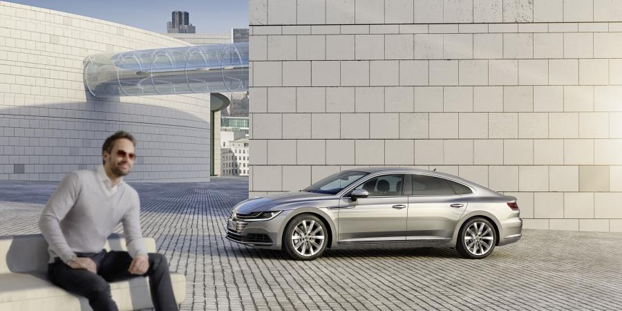  Volkswagen Arteon Elegance 2017 года  (WW) (фото 45 из 70)